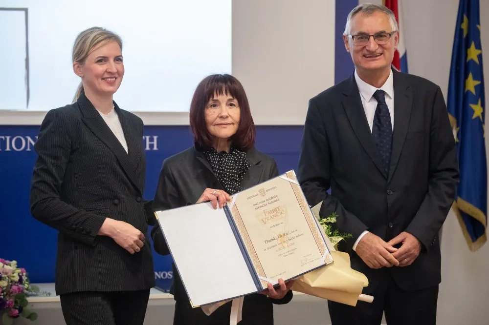 Darinki Drabić uručena nagrada Faust Vrančić