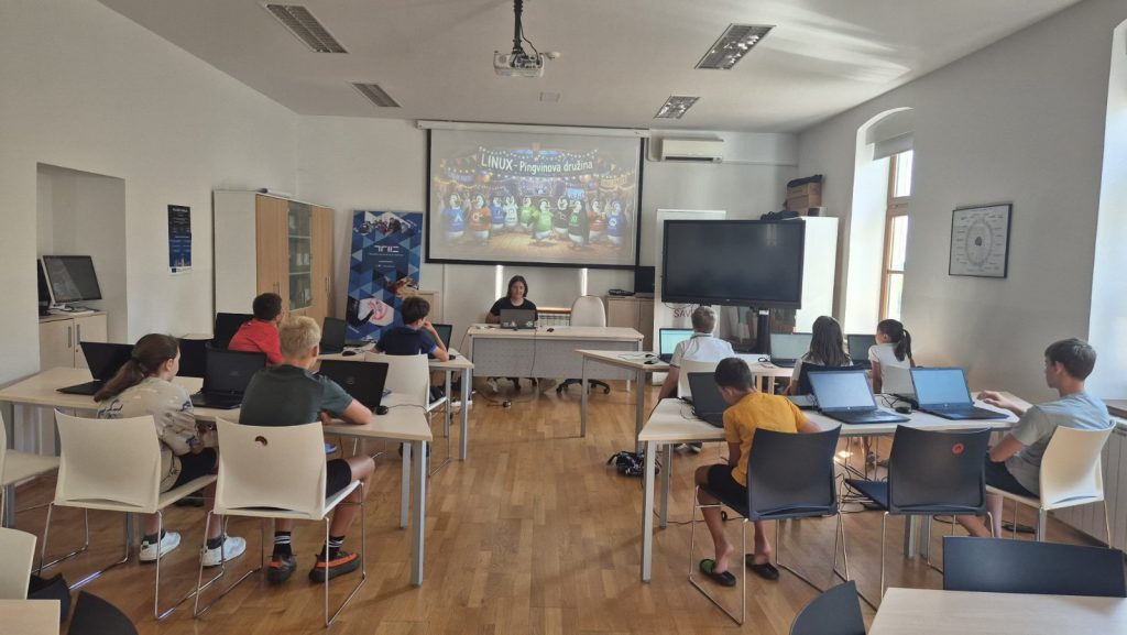 Linux – Pingvinova družina: Učenici otkrili kako računala rade „iza kulisa“